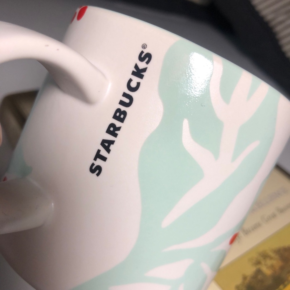 Starbucks Holiday Mug! 12OZ! - Picture 3 of 8